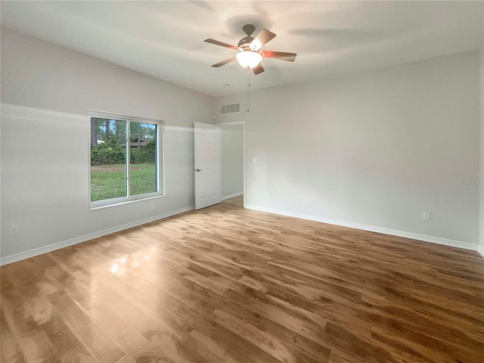 Active With Contract: $300,000 (4 beds, 2 baths, 1873 Square Feet)