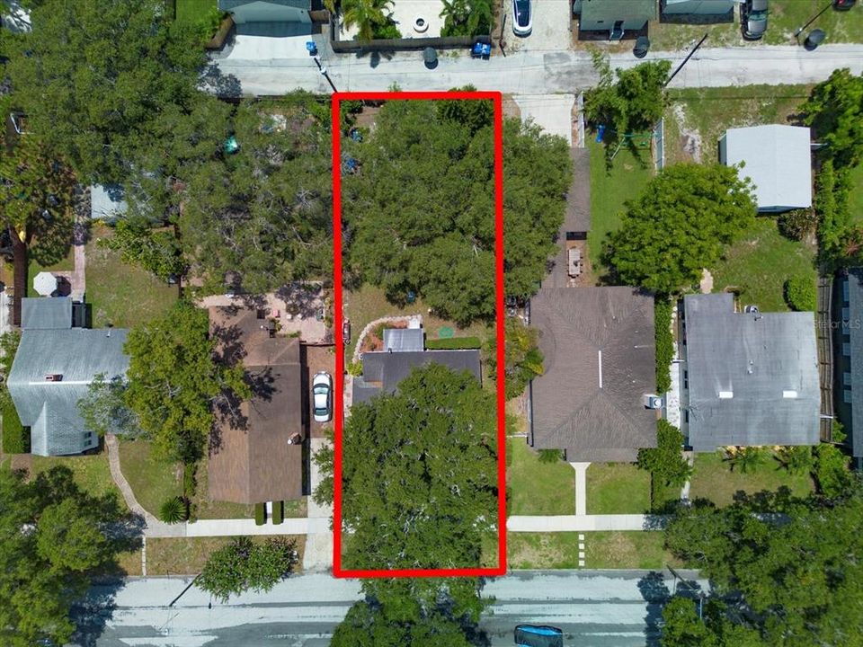 Recently Sold: $460,000 (2 beds, 1 baths, 905 Square Feet)