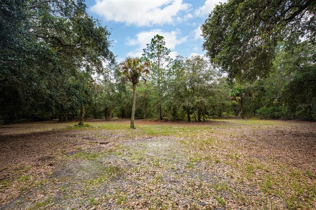 Vendido Recientemente: $200,000 (2.28 acres)