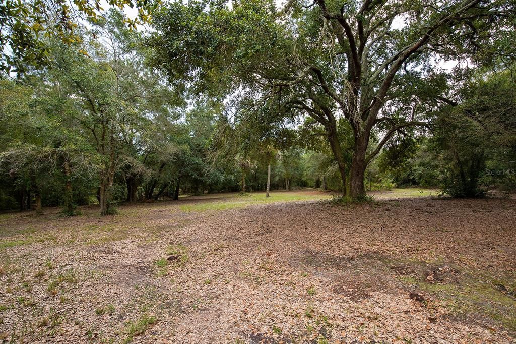 Vendido Recientemente: $200,000 (2.28 acres)