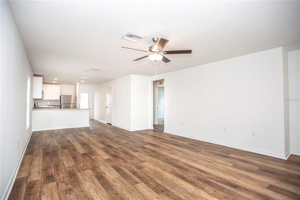 Recently Rented: $1,695 (3 beds, 2 baths, 1284 Square Feet)