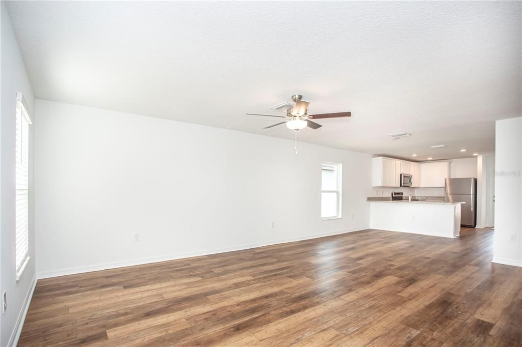 Recently Rented: $1,695 (3 beds, 2 baths, 1284 Square Feet)