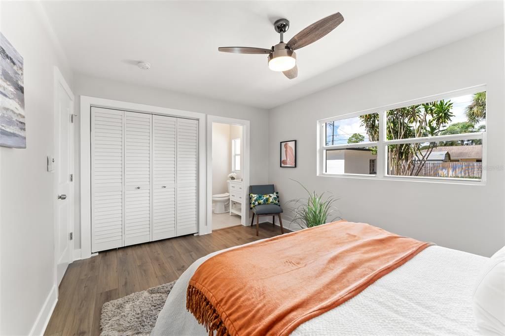 Recently Sold: $599,000 (3 beds, 2 baths, 1652 Square Feet)