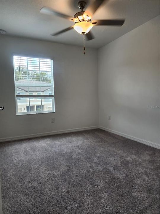 Recently Rented: $1,950 (3 beds, 2 baths, 1666 Square Feet)