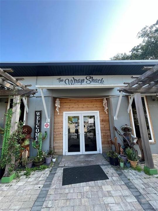 Recently Sold: $420,000 (0 beds, 0 baths, 1290 Square Feet)