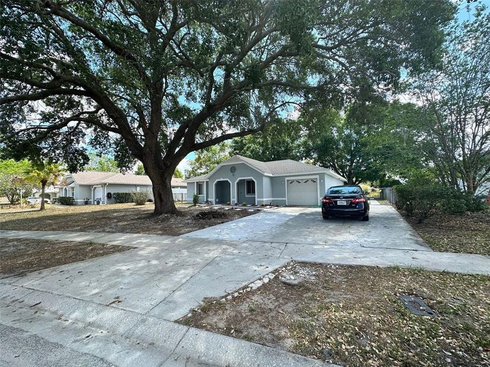 Recently Sold: $352,000 (3 beds, 3 baths, 1514 Square Feet)