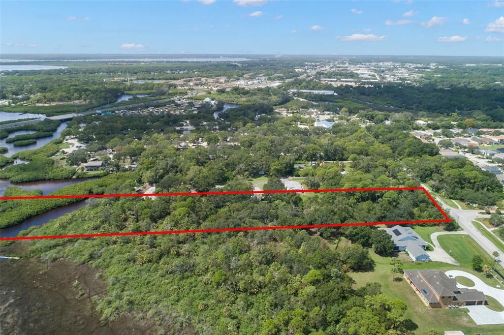 Active With Contract: $949,000 (3.87 acres)