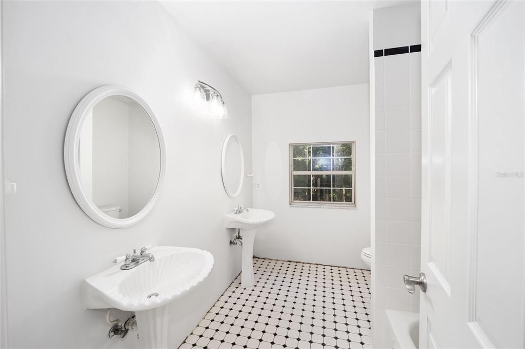 Upstairs Guest Bathroom - Dual Vanities