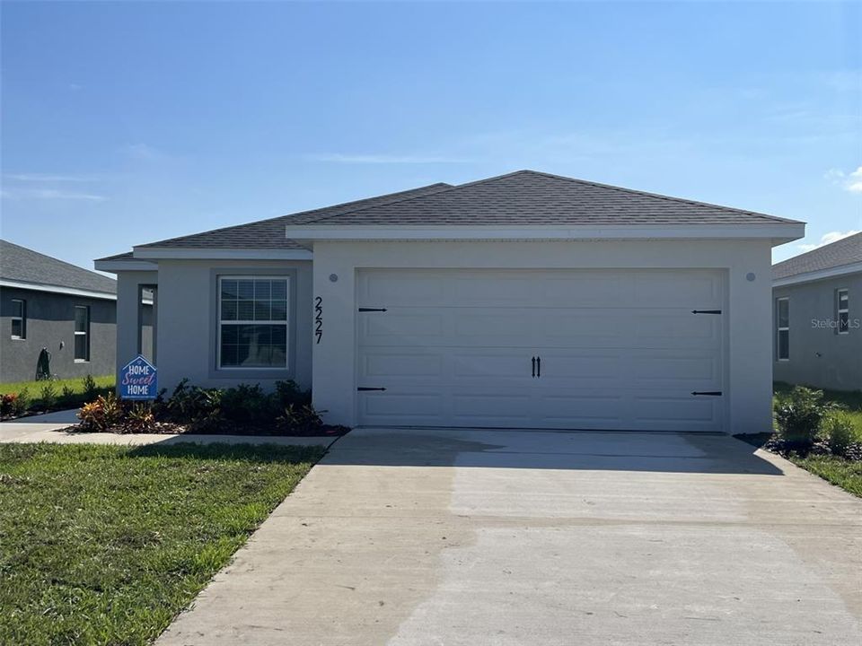 Recently Sold: $278,050 (3 beds, 2 baths, 1301 Square Feet)