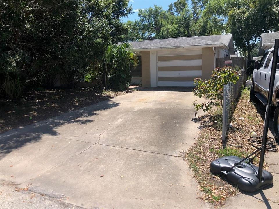 Vendido Recientemente: $175,000 (2 camas, 2 baños, 1460 Pies cuadrados)