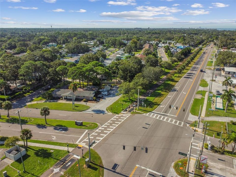 The property is directly adjacent to the Pinellas Trail with it's approximate 70,000 monthly users and Bayshore Blvd with its 20,200 average daily travelers