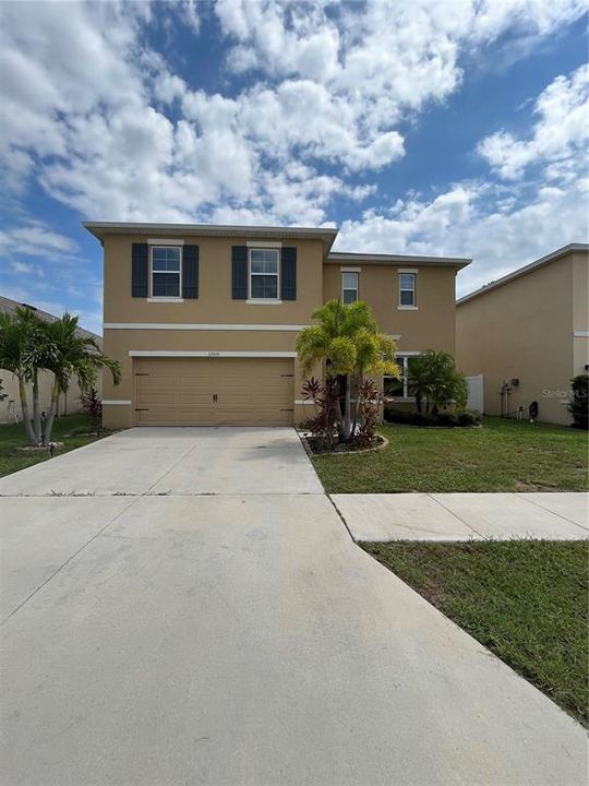 Recently Sold: $380,000 (4 beds, 2 baths, 2505 Square Feet)