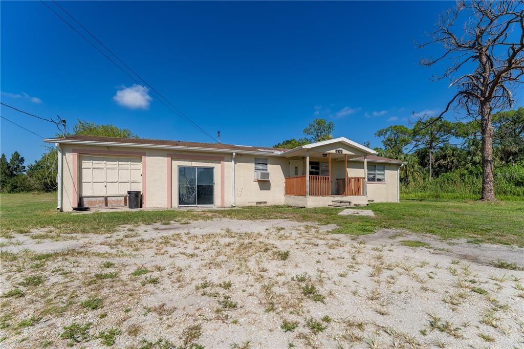 Recently Sold: $169,900 (3 beds, 1 baths, 840 Square Feet)