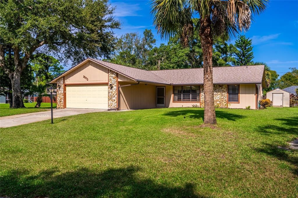 Recently Sold: $289,900 (3 beds, 2 baths, 1512 Square Feet)