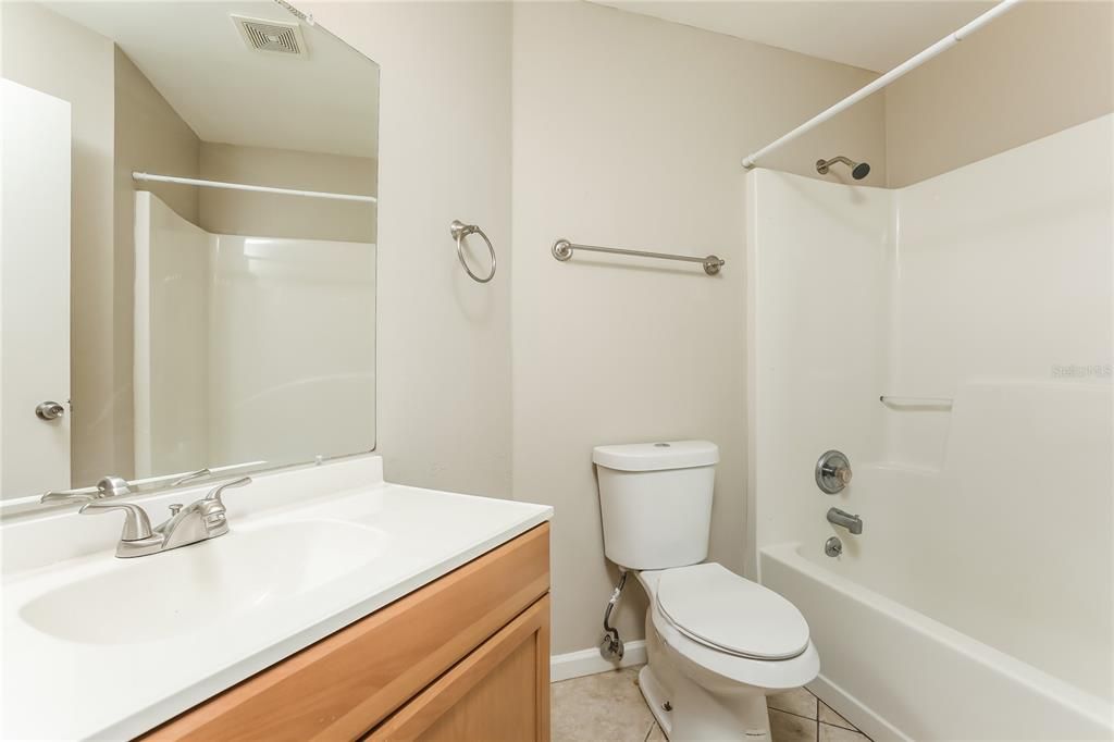 Недавно арендовано: $2,085 (4 спален, 2 ванн, 1343 Квадратных фут)