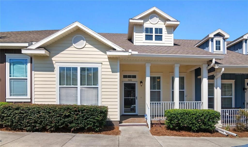 Recently Sold: $310,000 (3 beds, 2 baths, 1455 Square Feet)