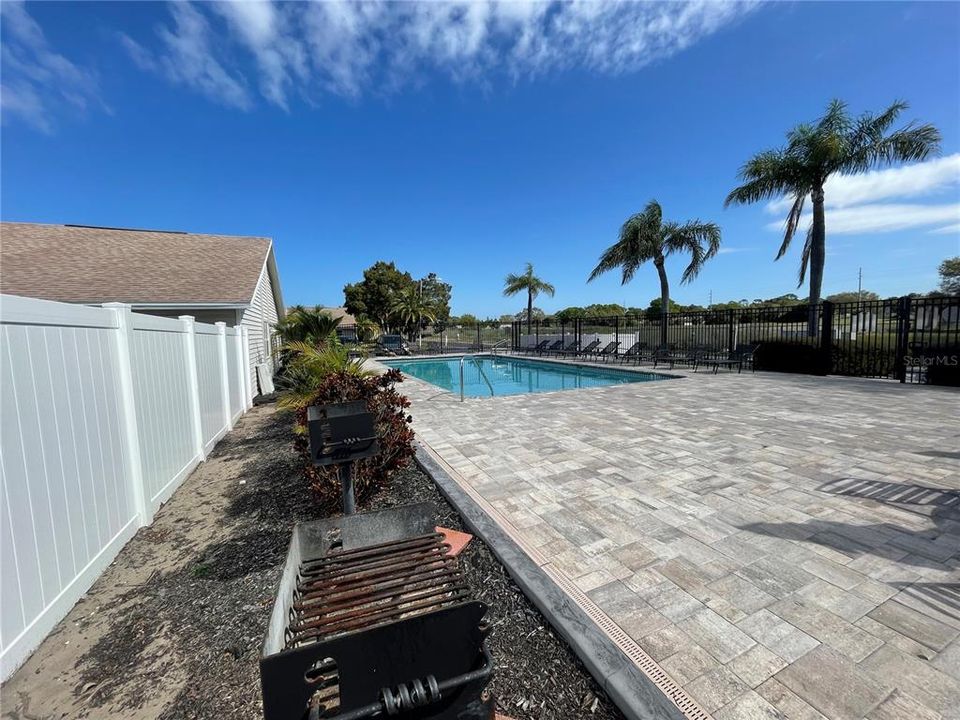 出租: $3,000 (2 贝兹, 2 浴室, 1000 平方英尺)