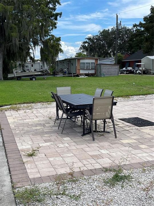 待售: $220,000 (0.10 acres)