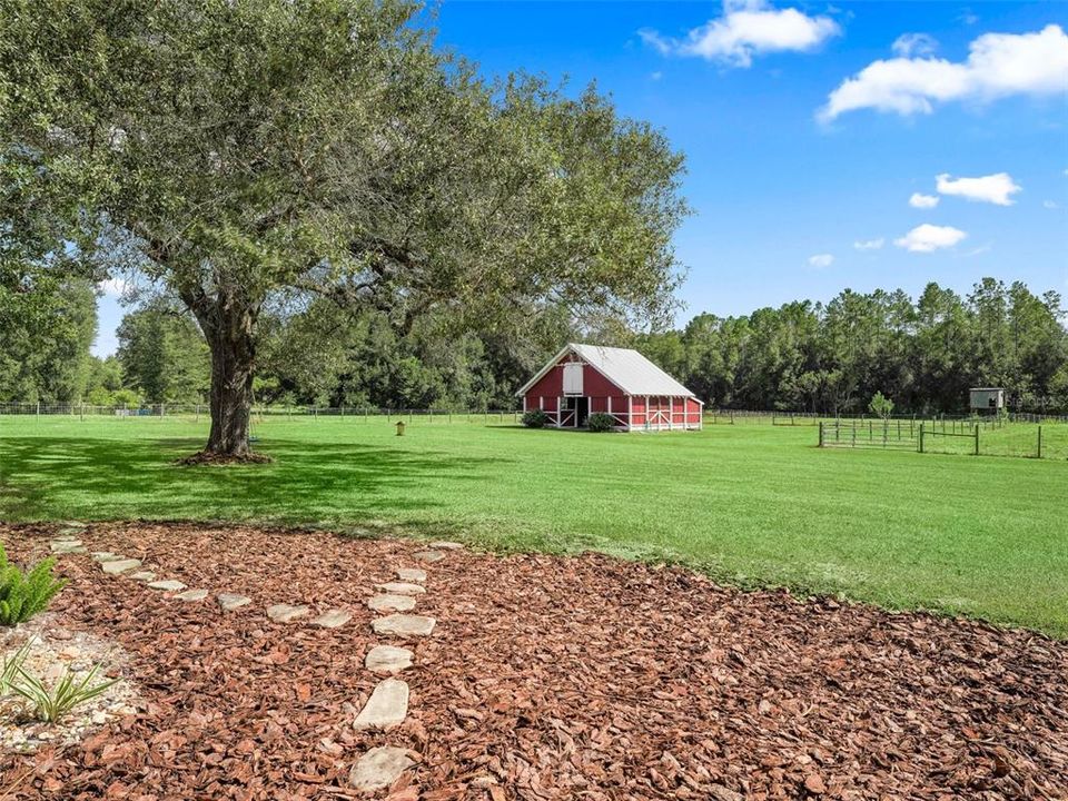 For Sale: $799,000 (3 beds, 2 baths, 2481 Square Feet)