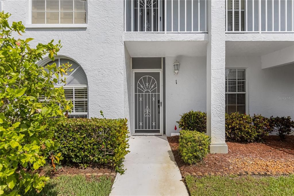 Recently Sold: $315,000 (2 beds, 2 baths, 1134 Square Feet)