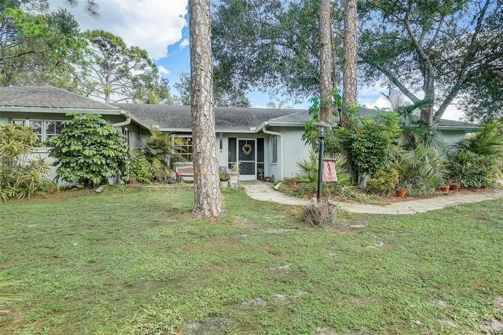 Recently Sold: $250,000 (4 beds, 3 baths, 2013 Square Feet)