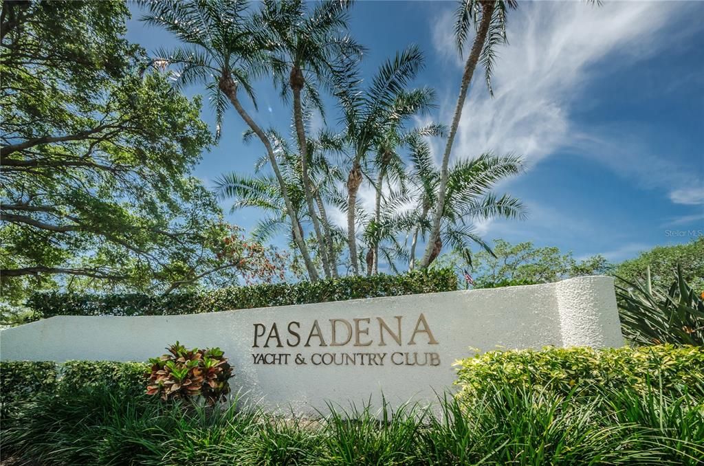 Pasadena Golf and Yacht Club has it all!
