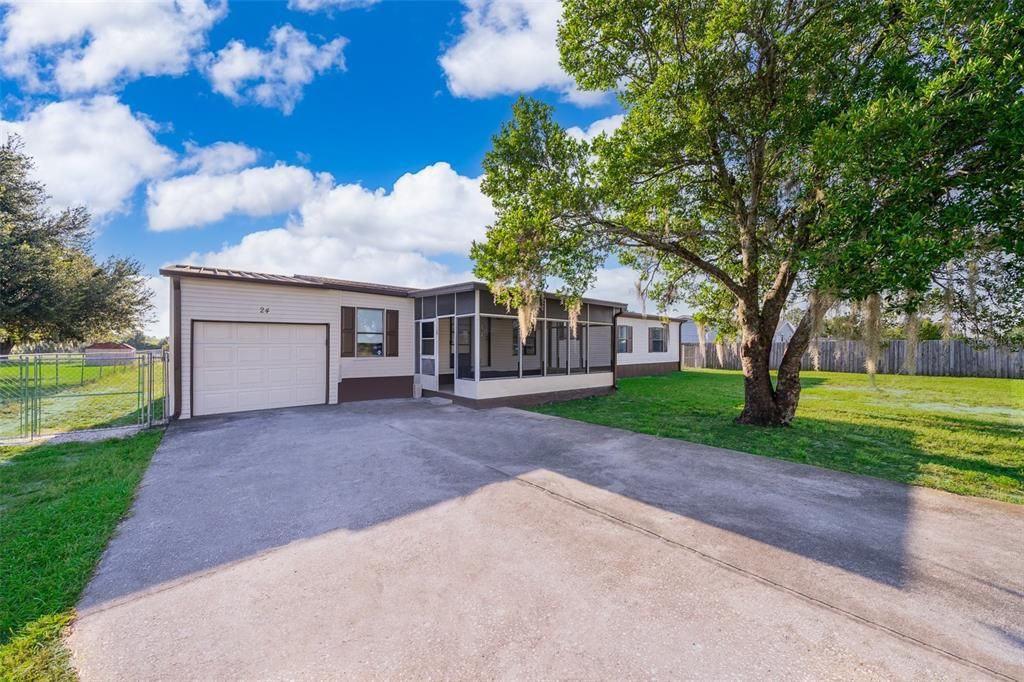 Recently Sold: $275,000 (4 beds, 2 baths, 1728 Square Feet)