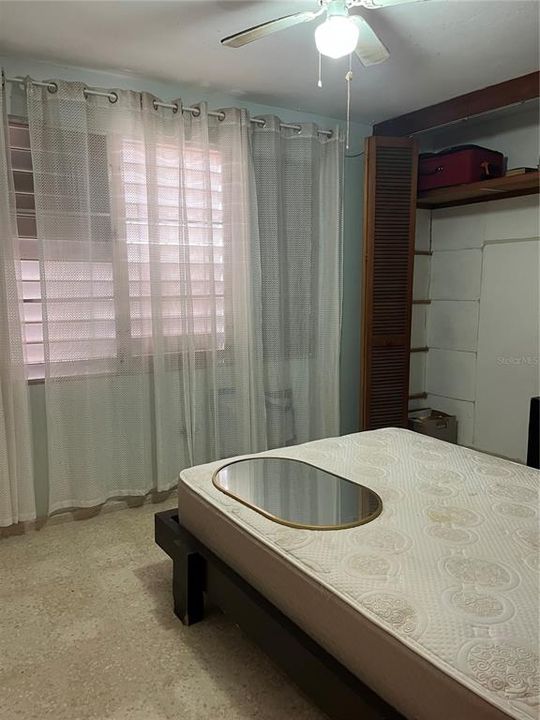 Vendido Recientemente: $310,000 (3 camas, 2 baños, 1643 Pies cuadrados)