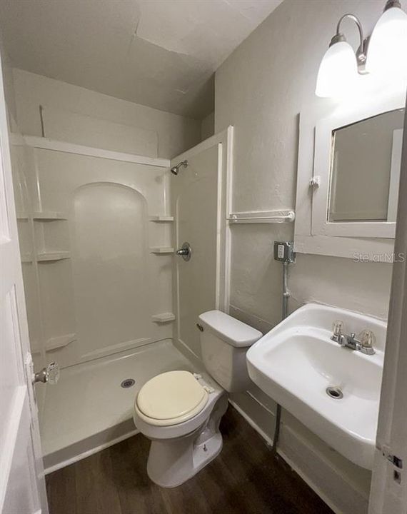 最近租的: $1,000 (1 贝兹, 1 浴室, 658 平方英尺)