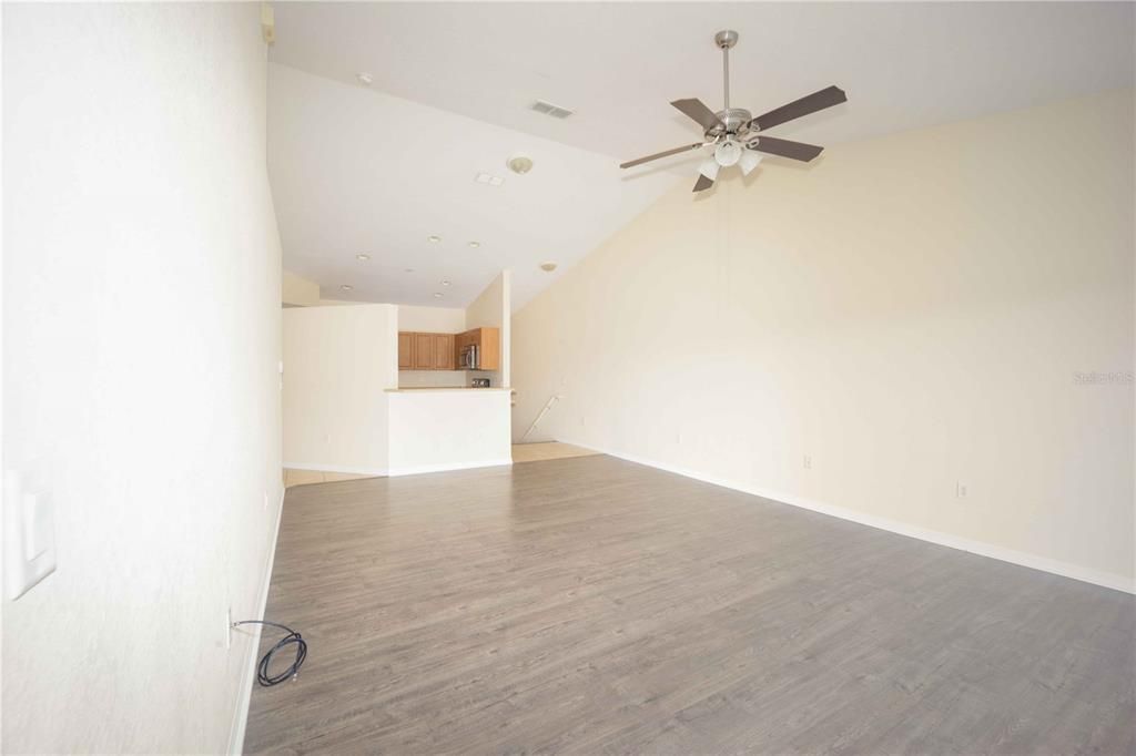 For Rent: $1,800 (2 beds, 2 baths, 1450 Square Feet)
