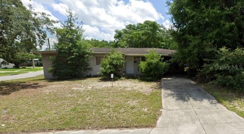 Recently Sold: $185,000 (3 beds, 2 baths, 1199 Square Feet)