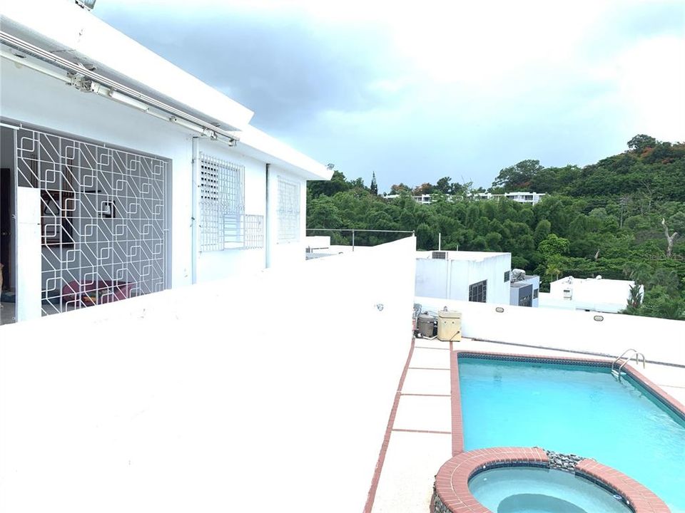 Vendido Recientemente: $435,000 (4 camas, 3 baños, 0 Pies cuadrados)