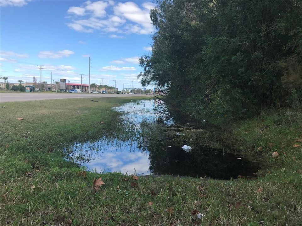 Falkenburg Road: Start of Property