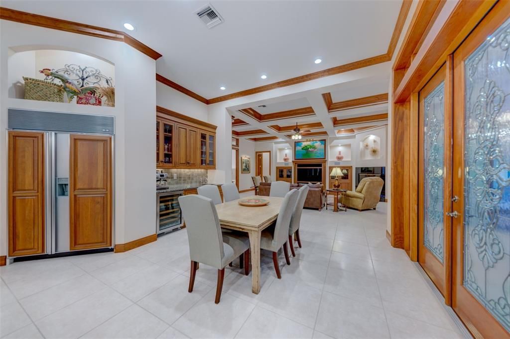 Recently Sold: $1,999,999 (5 beds, 5 baths, 5930 Square Feet)