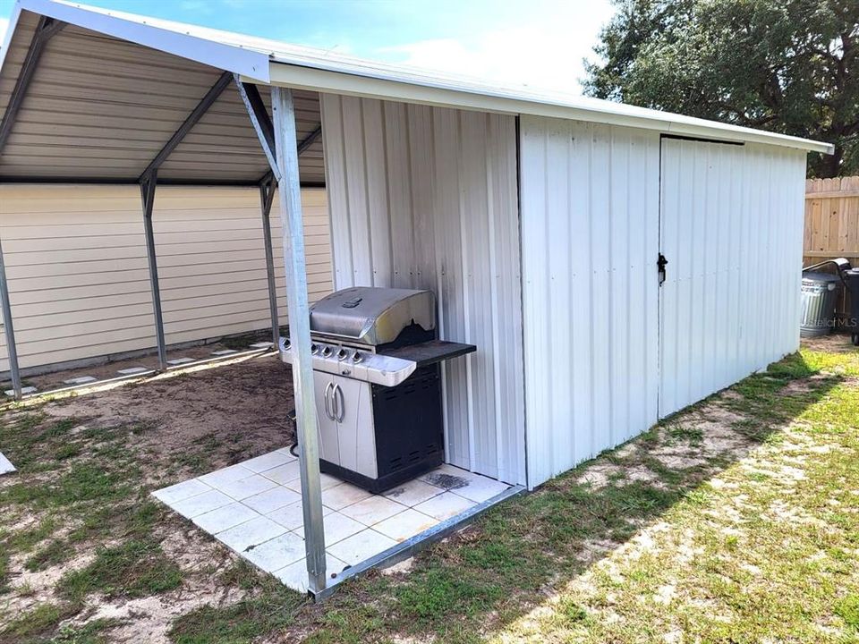 Storage shed