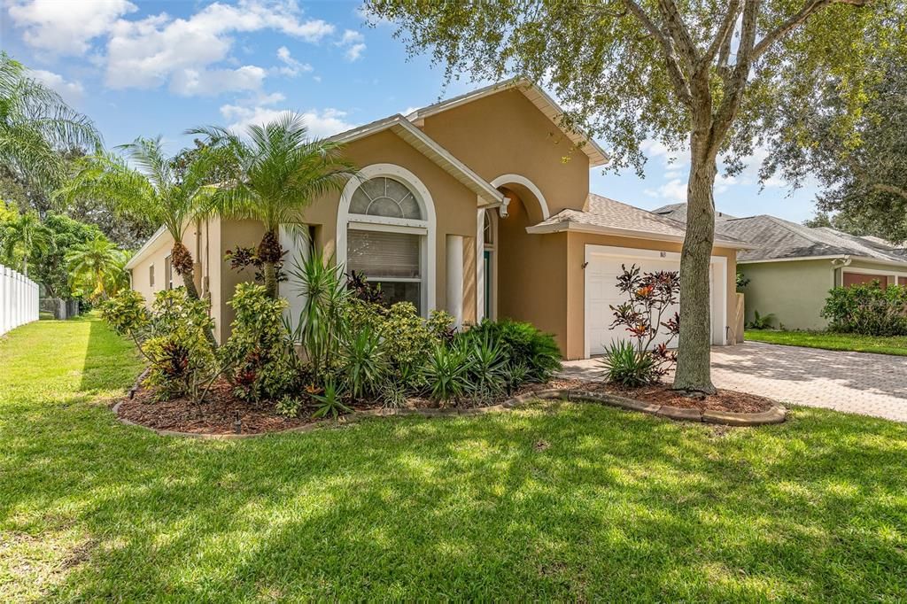 Recently Sold: $474,000 (3 beds, 2 baths, 1902 Square Feet)