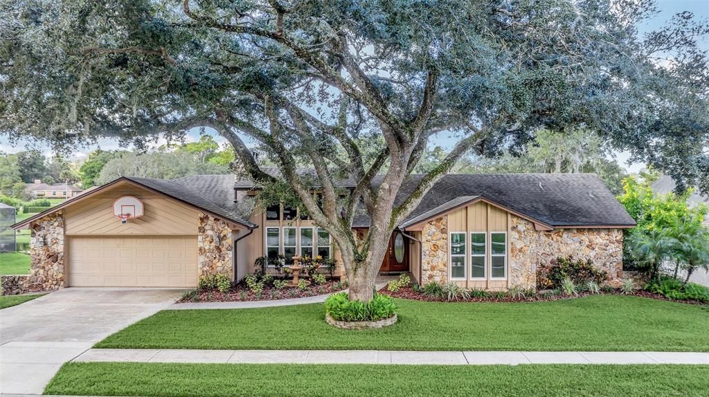 Welcome to 129 Laurel Oak Drive!