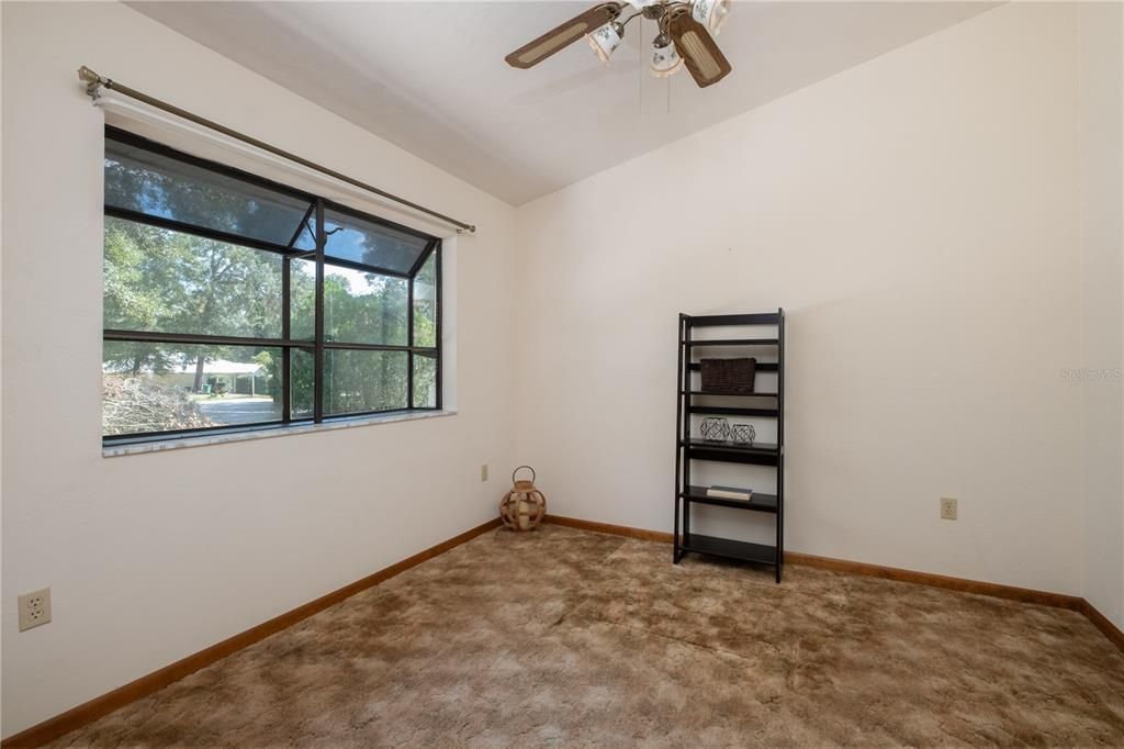 Recently Sold: $250,000 (2 beds, 2 baths, 1647 Square Feet)