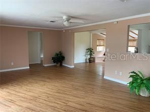 Recently Rented: $2,300 (2 beds, 1 baths, 1255 Square Feet)