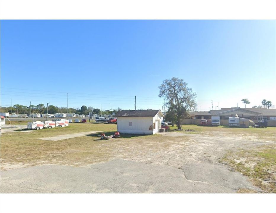 Active With Contract: $499,000 (1.38 acres)