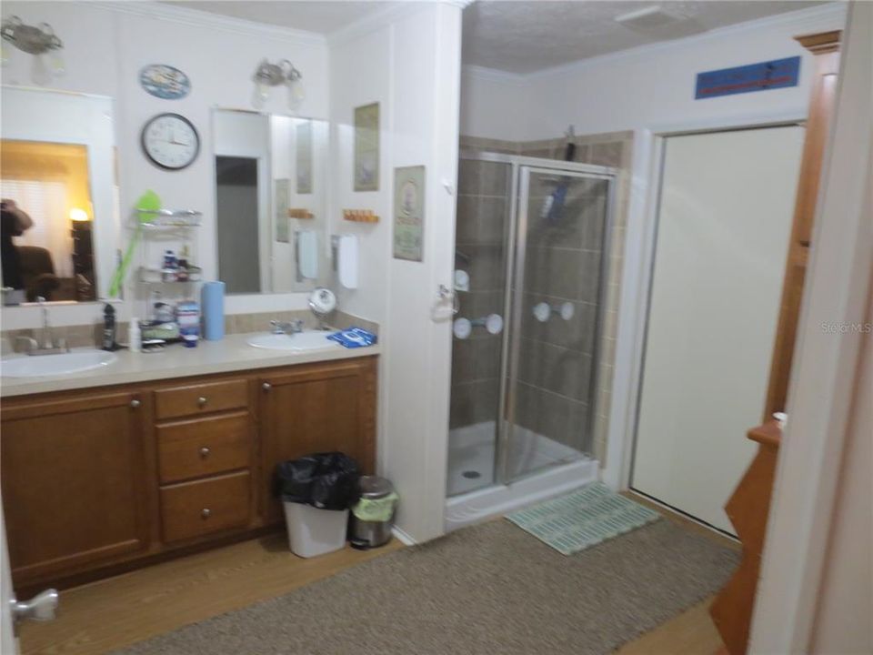 Recently Sold: $175,000 (2 beds, 2 baths, 1782 Square Feet)