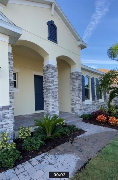 Recently Sold: $1,104,310 (4 beds, 3 baths, 3239 Square Feet)