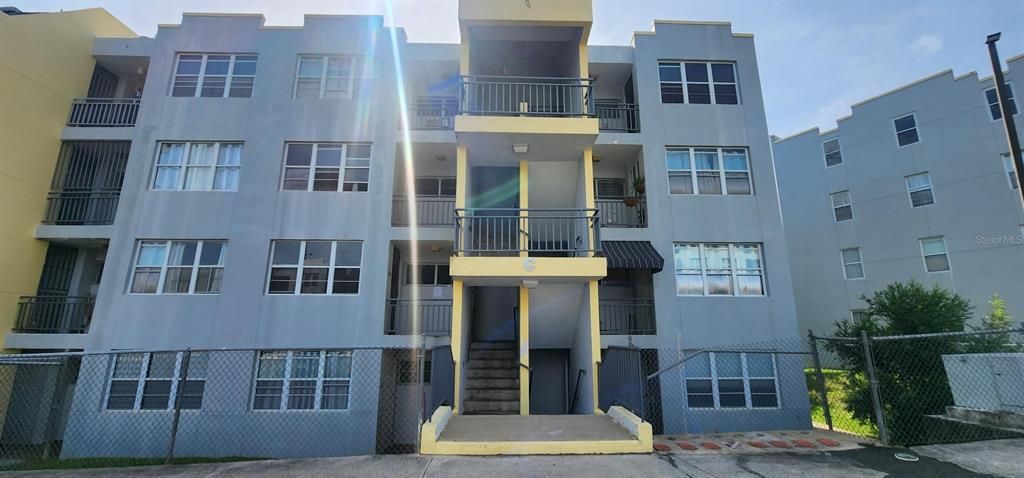 Recently Sold: $71,000 (3 beds, 1 baths, 808 Square Feet)