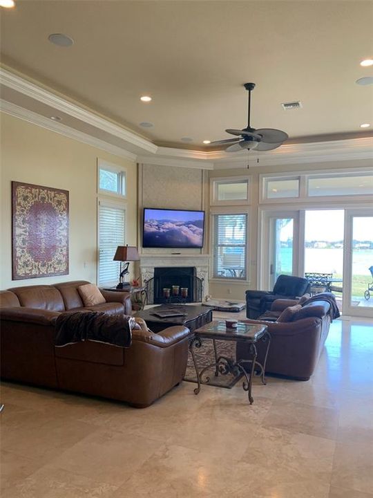 Recently Sold: $3,600,000 (4 beds, 4 baths, 6813 Square Feet)