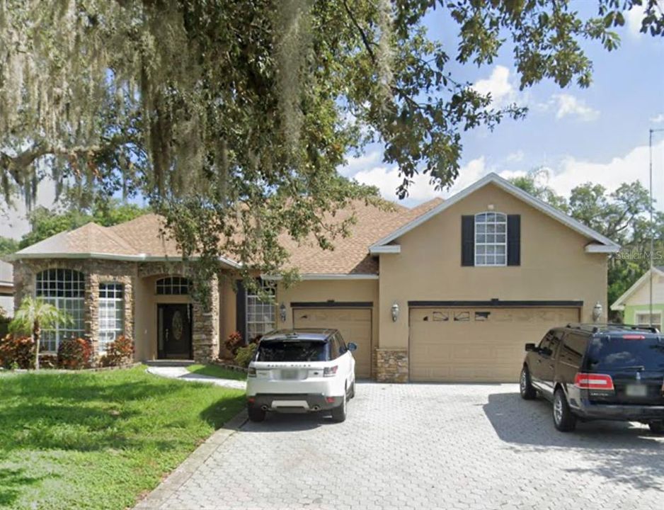 Recently Sold: $660,000 (5 beds, 3 baths, 3592 Square Feet)