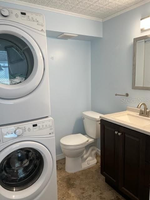 Active With Contract: $134,900 (2 beds, 1 baths, 630 Square Feet)