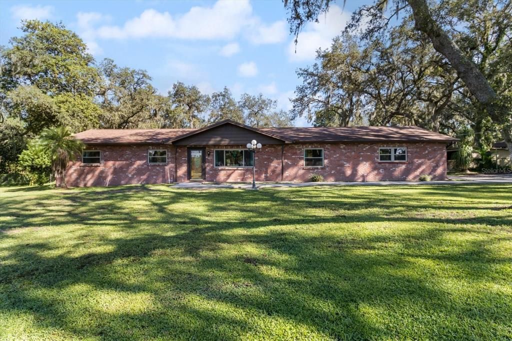 Recently Sold: $679,900 (4 beds, 3 baths, 2460 Square Feet)