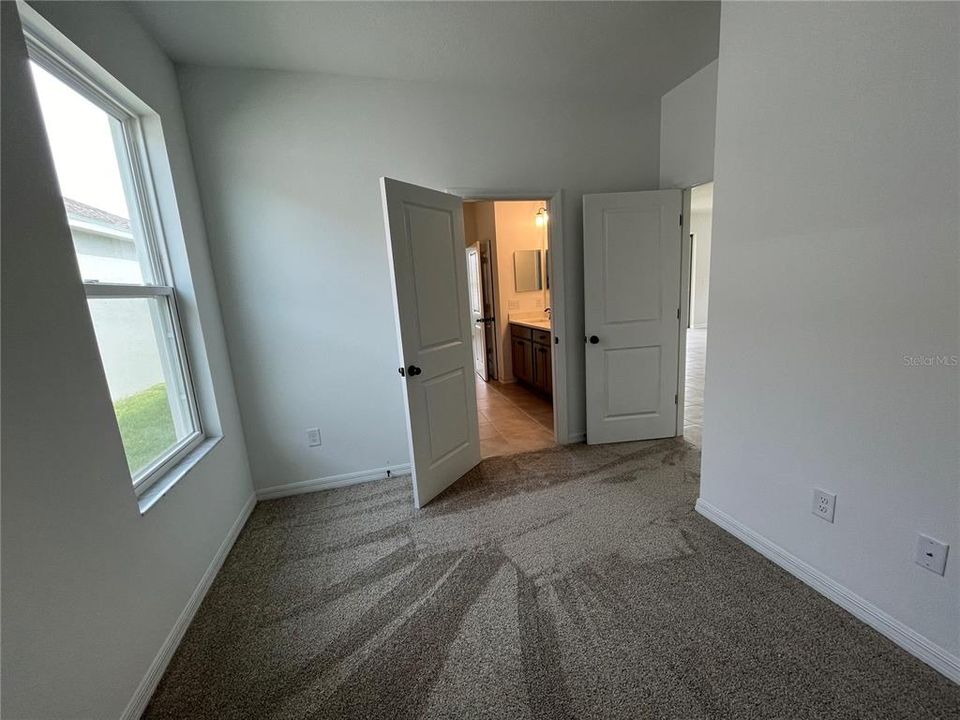 Active With Contract: $345,900 (2 beds, 2 baths, 1698 Square Feet)