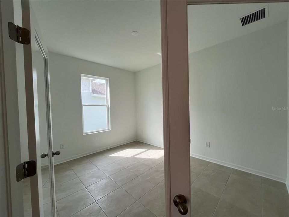 Active With Contract: $369,900 (2 beds, 2 baths, 1976 Square Feet)