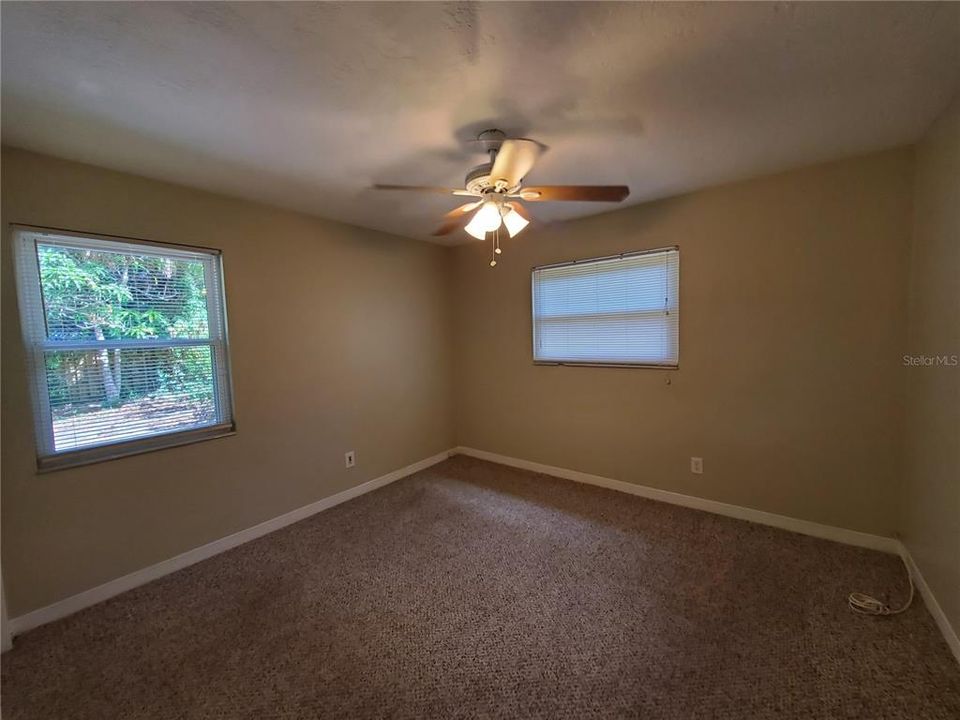 Active With Contract: $2,200 (2 beds, 1 baths, 1083 Square Feet)